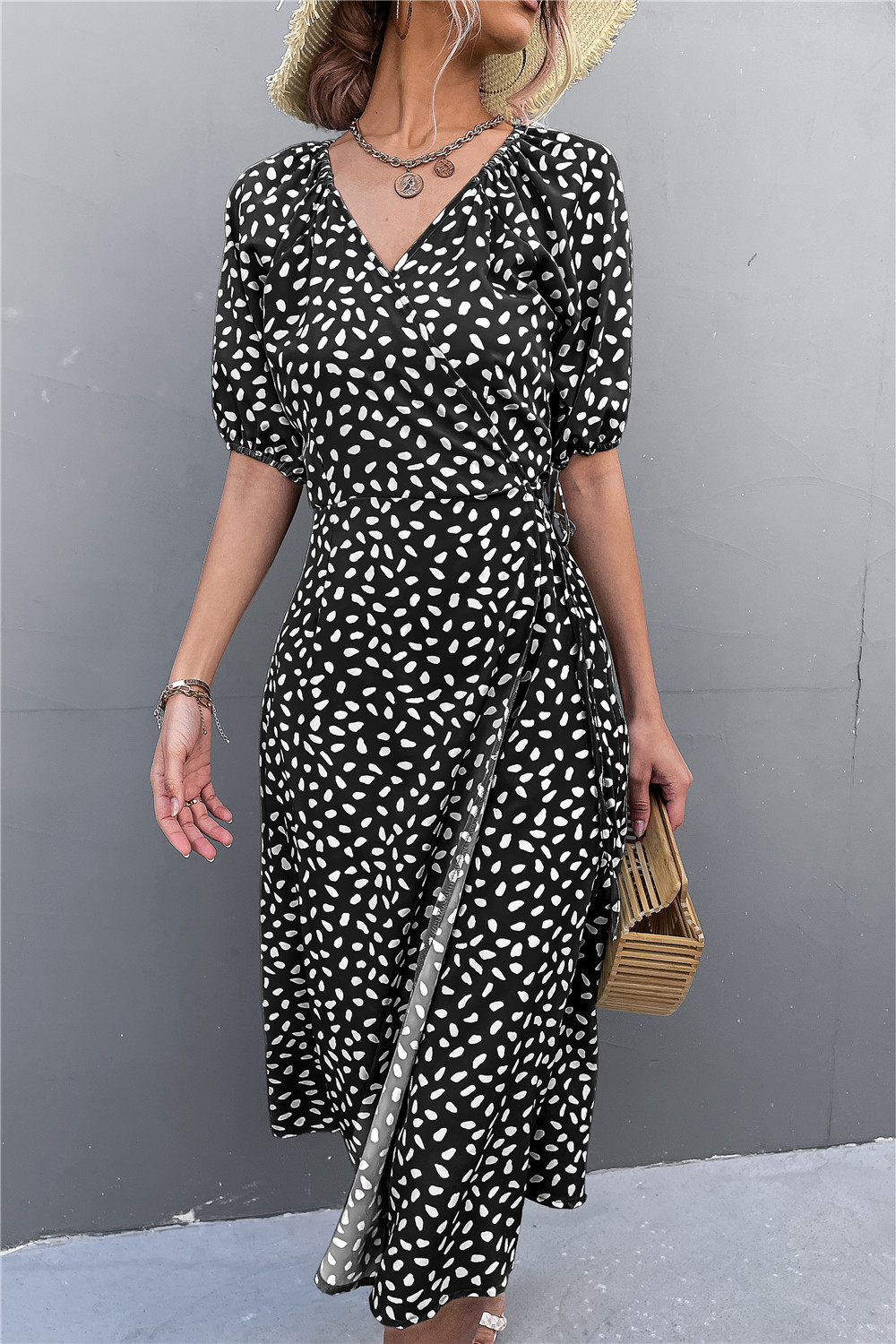 Women's Fashionable Simple Cross V-neck Gypsophila Acutifolia Split Dress