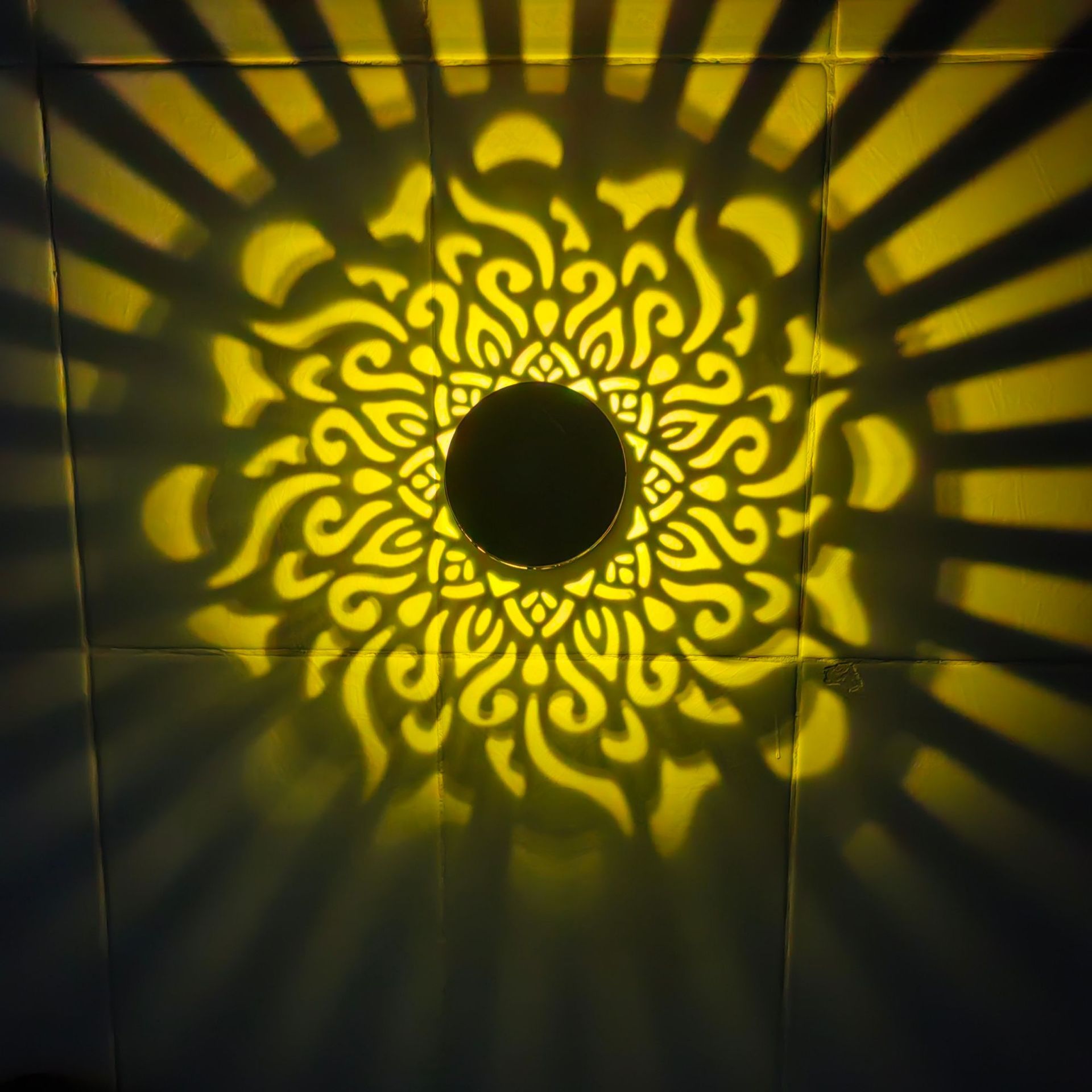 Solar Mandala SUNFLOWER Sunflower Wall Lamp Garden Courtyard Column Mandala - Shop at LoveMi
