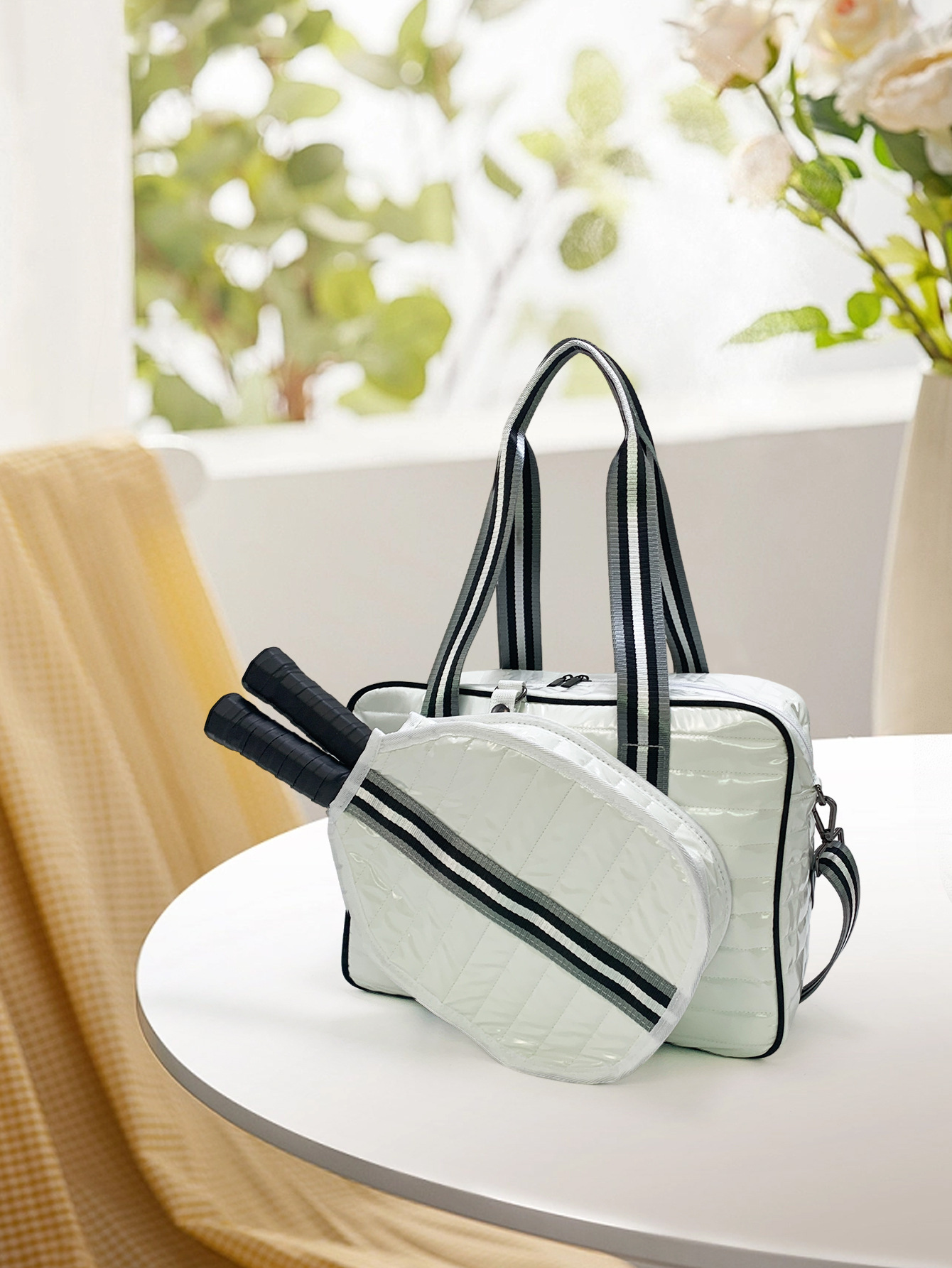 Title 4, Fashion Striped Hand-carrying Crossbody Shoulde...