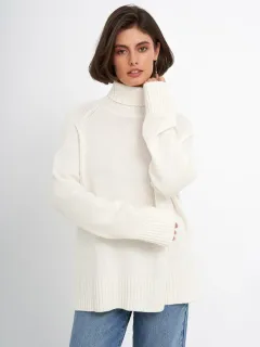 Elegant Commuter's All-matching Solid Colour Raglan Sleeve Sweater For Women - Beige - View 1