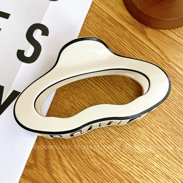 Ornament 4mm Thickened Cellulose Acetate Sheet Grip Barrettes Beige - Shop at LoveMi