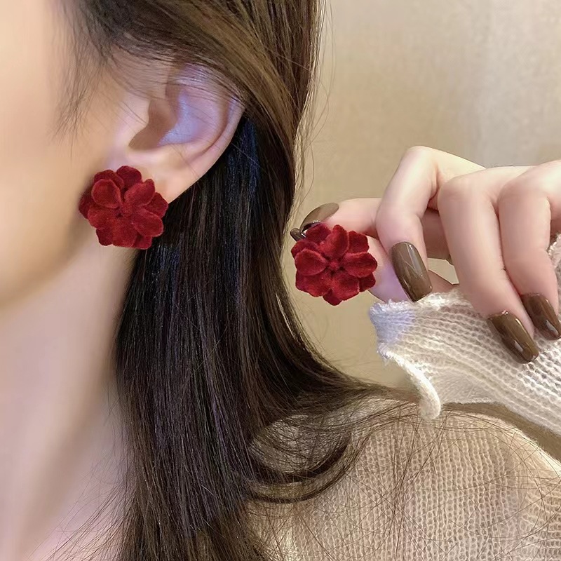 Sterling Silver Needle Red Flocking Flower Temperament Stud Earrings New