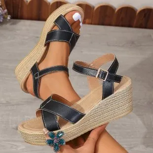 Wedge Women's Plus Size Peep Toe Buckle Platform Buckle Sandals - Black