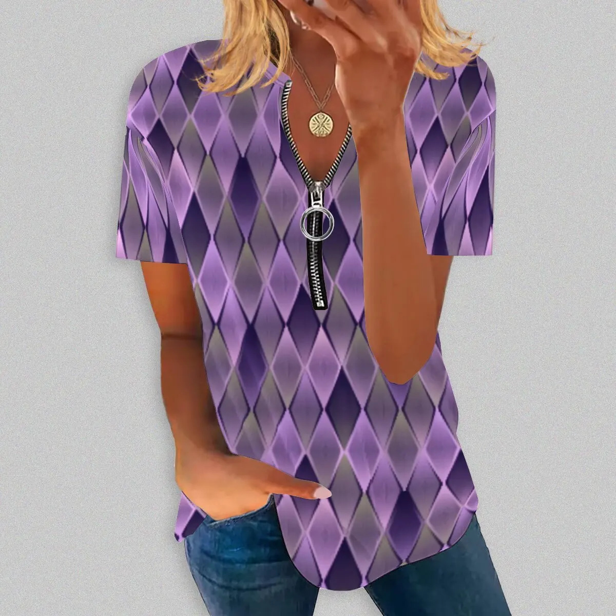 Diamond-check Print Zip-up Shirt With A Crew Neck And Short Sleeves