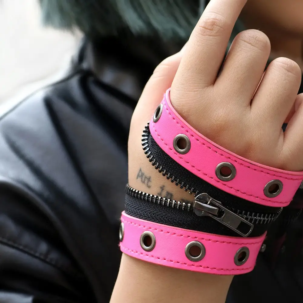 Rivet Chain Ornament Leather Bracelet Women's Round Hole Zipper Wide Version