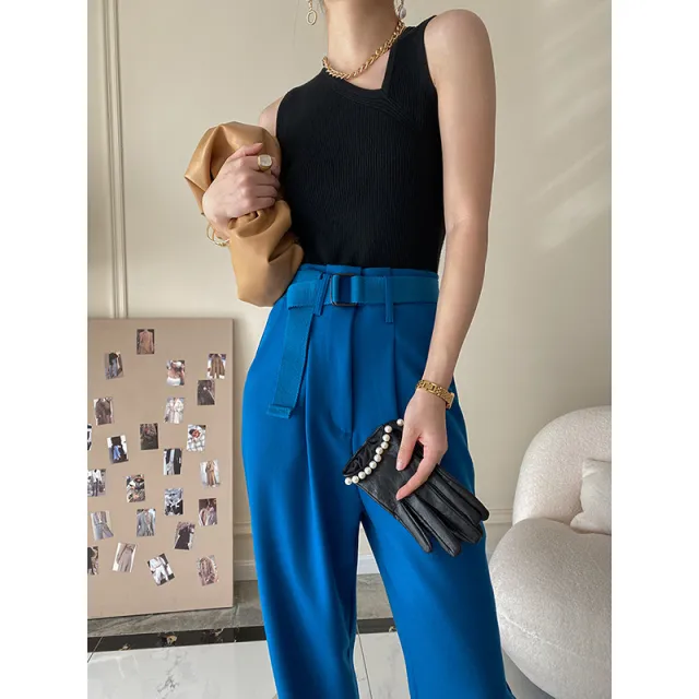 Diagonal Collar Slim Fit Bottoming Sleeveless Knitted Vest For Women Black - Shop at LoveMi