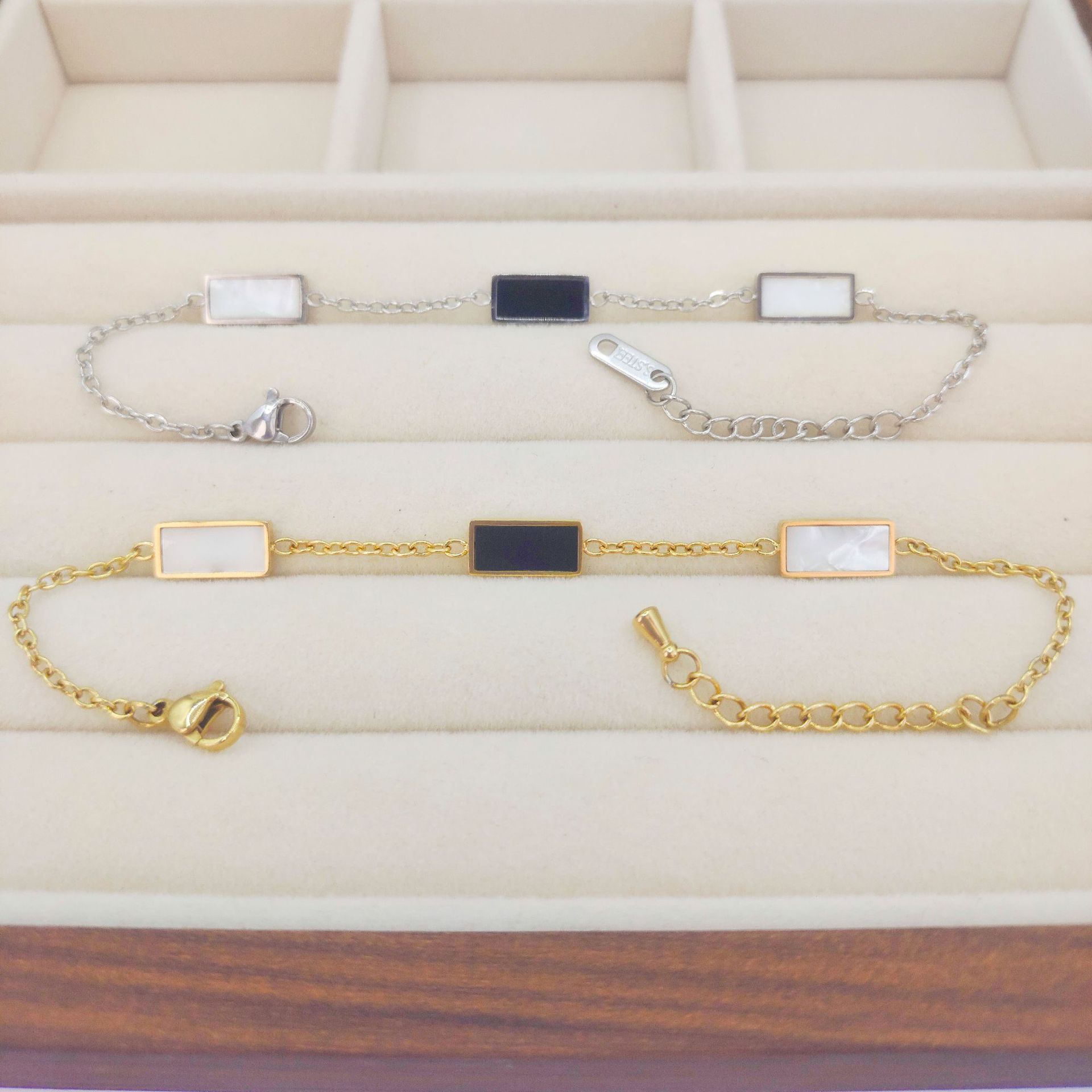 Bracelet Image 5