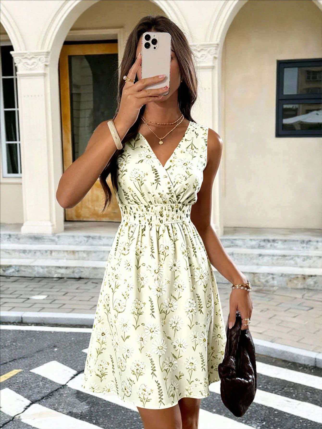 Women’s Casual And Versatile V-neck Printed Dress