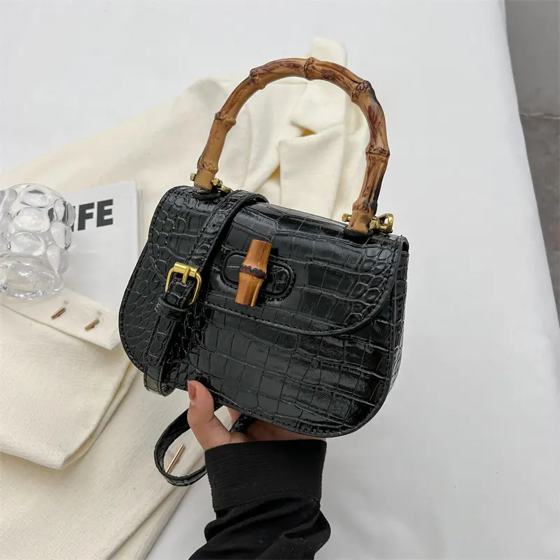 Sweet Solid-color Saddle Bag Crossbody