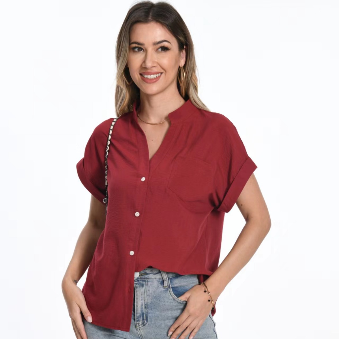 https://cf.cjdropshipping.com/quick/product/0b1a06a6-d2f1-46be-bfb1-e47c473e4e81.jpg