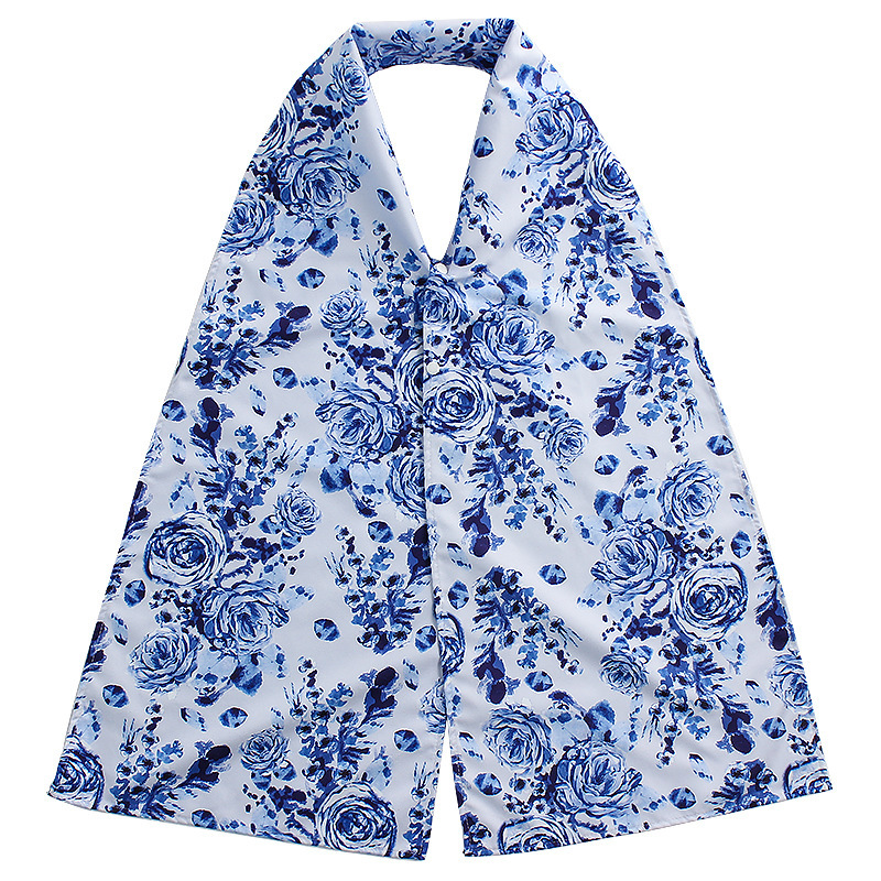 Elderly Scarf Eating Anti-dirty