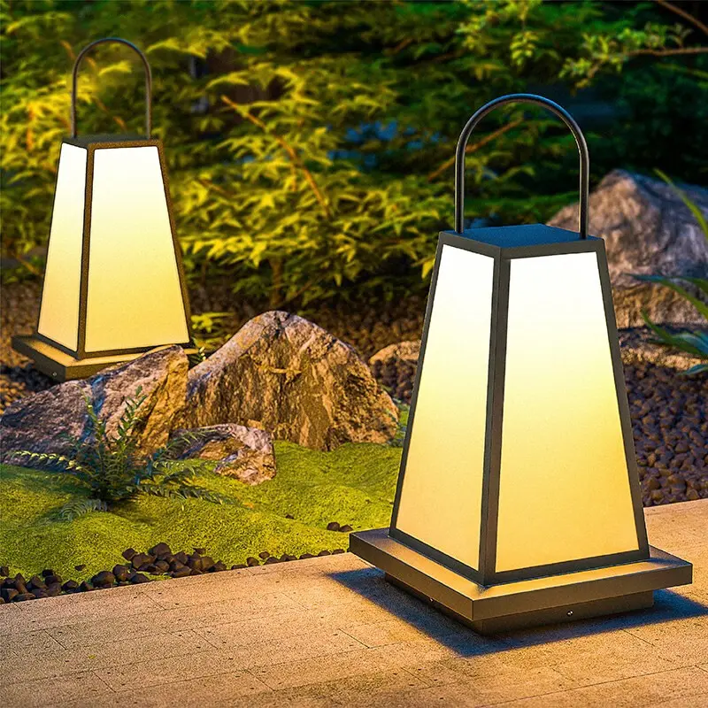 Minimalist Japanese-style Solar-powered Courtyard Lamp
