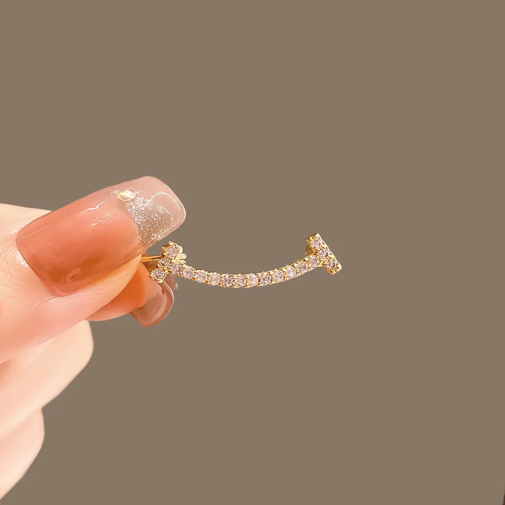 New Alloy Brooch High Sense Niche High-end Pin Coat Suit High-end All-match Corsage - Smiling Face