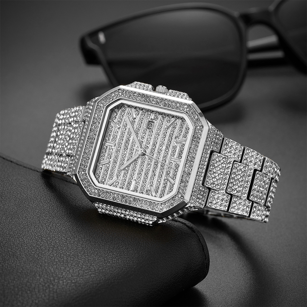 Square Dial Quartz Watch, picture 4 of 5