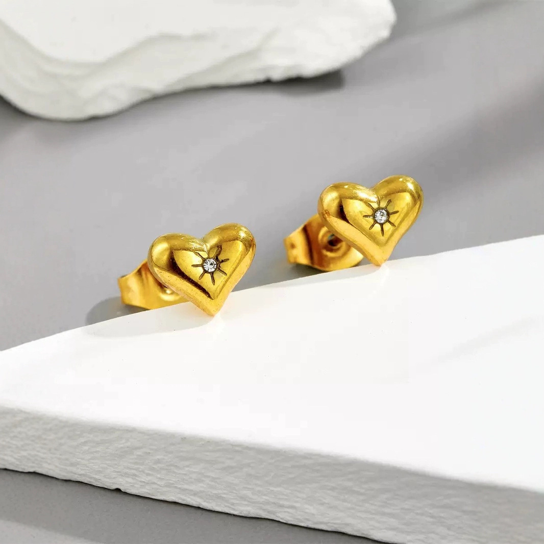 Heart-shaped Necklace Versatile Luxe And Golden