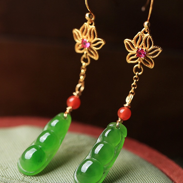 Sun Green Chalcedony Gourd Earrings