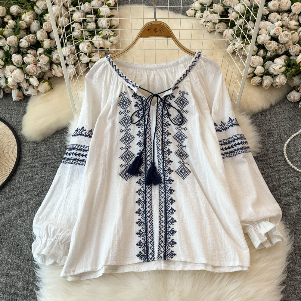 Retro Ethnic Style Embroidered Crew Neck Top — image 1