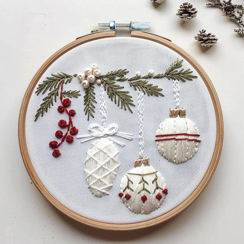 Holly Bauble