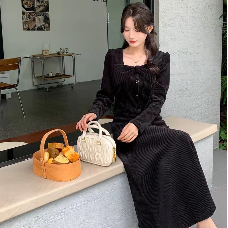 Buy Women's Clothing Online | Buy Trending Dresses for Women