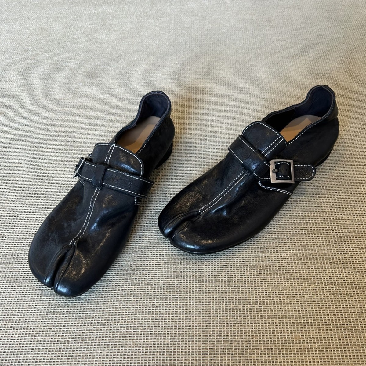 New Style Hidden-heel Slip-on Loafers Small Leather Shoes