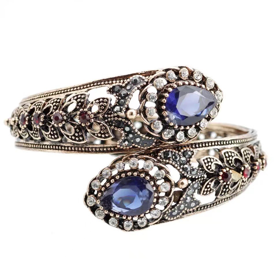 https://cf.cjdropshipping.com/quick/product/0c2ce57c-78bb-418b-84c8-3793bc13d5ee.jpg