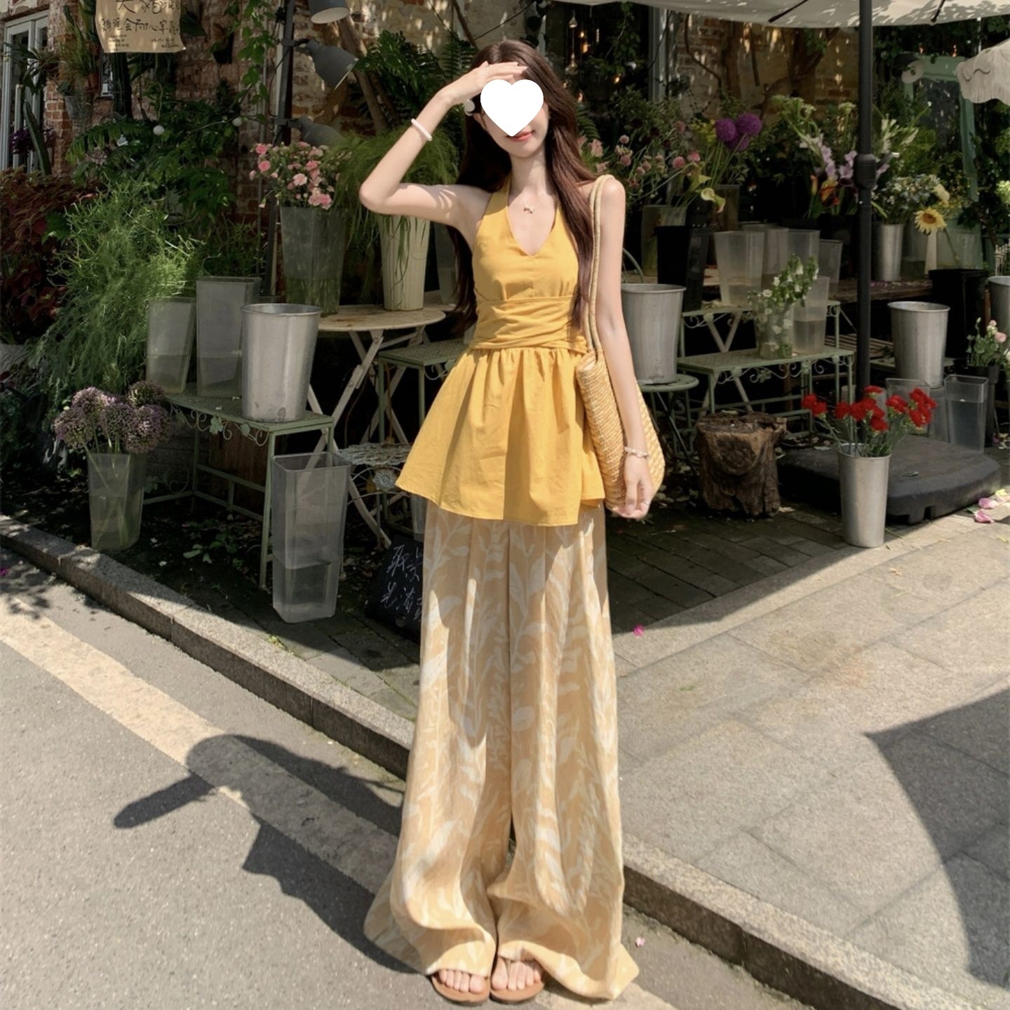 Halter-Neck Top and Wide-Leg Trousers Set, picture 5 of 8