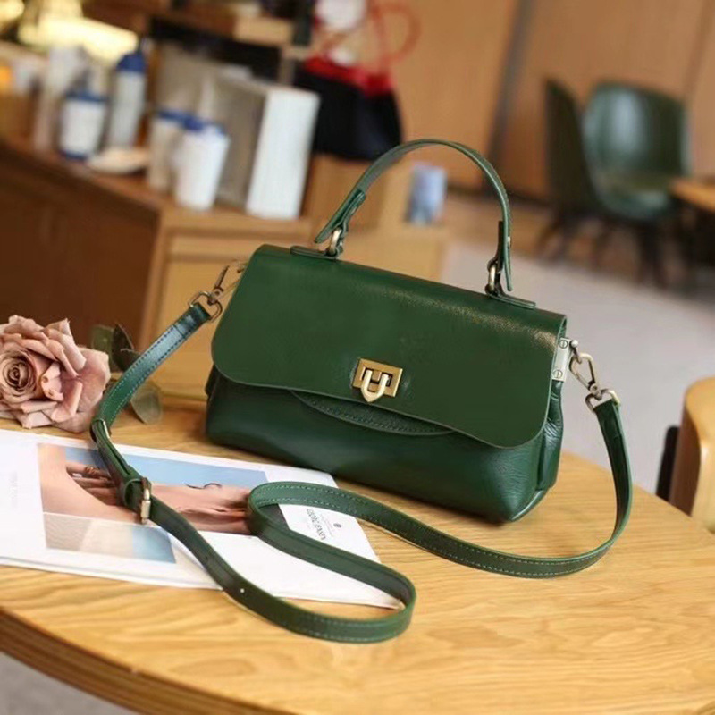 https://cf.cjdropshipping.com/quick/product/0c5860da-b088-49e5-afb0-9d648e6f7189.jpg