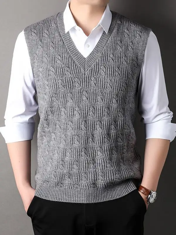 Woolen Vest Men's Twisted Loose Middle-aged Knitted Dad Vest Base Sleeveless Shirt Wholesale