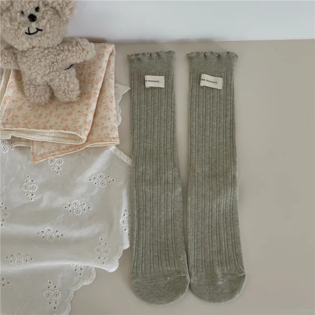 New Autumn And Winter Sweet Ruffled Socks For Girls Solidcolor Mid calf Length Bean Green - Shop at LoveMi