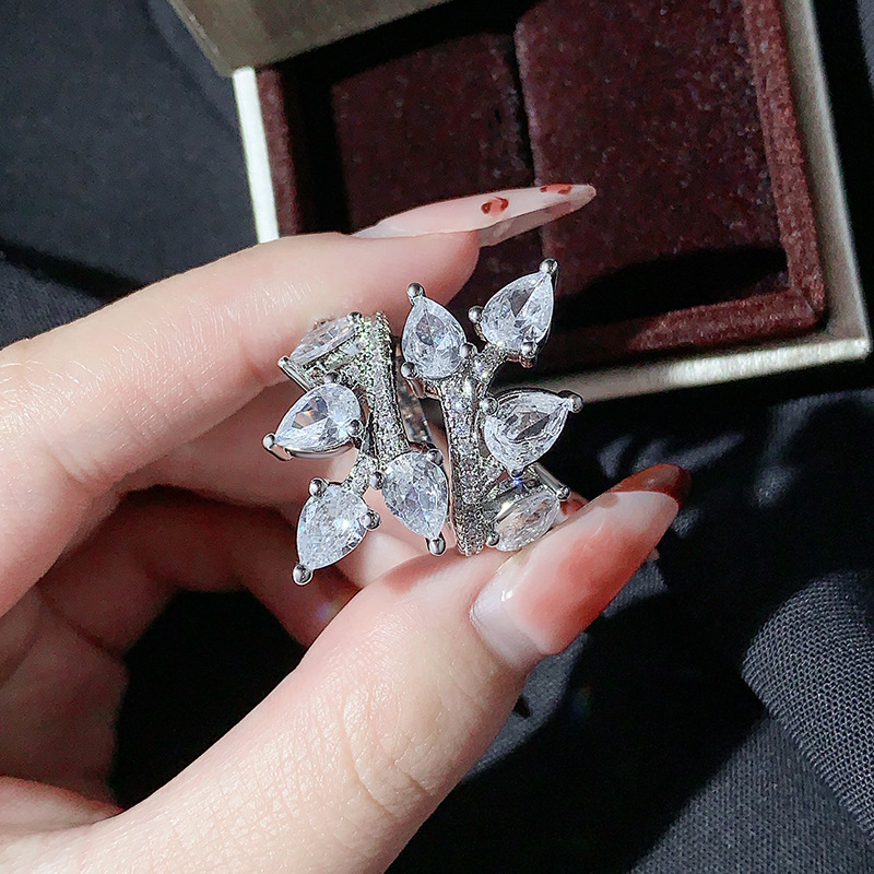 South Korea Affordable Luxury Style Hipster Ring Temperament Leaves