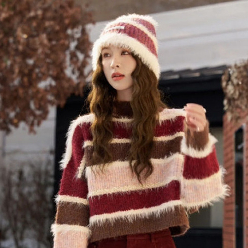Autumn and winter set outfit, striped loose spliced knit sweater + new versatile half-skirt trend