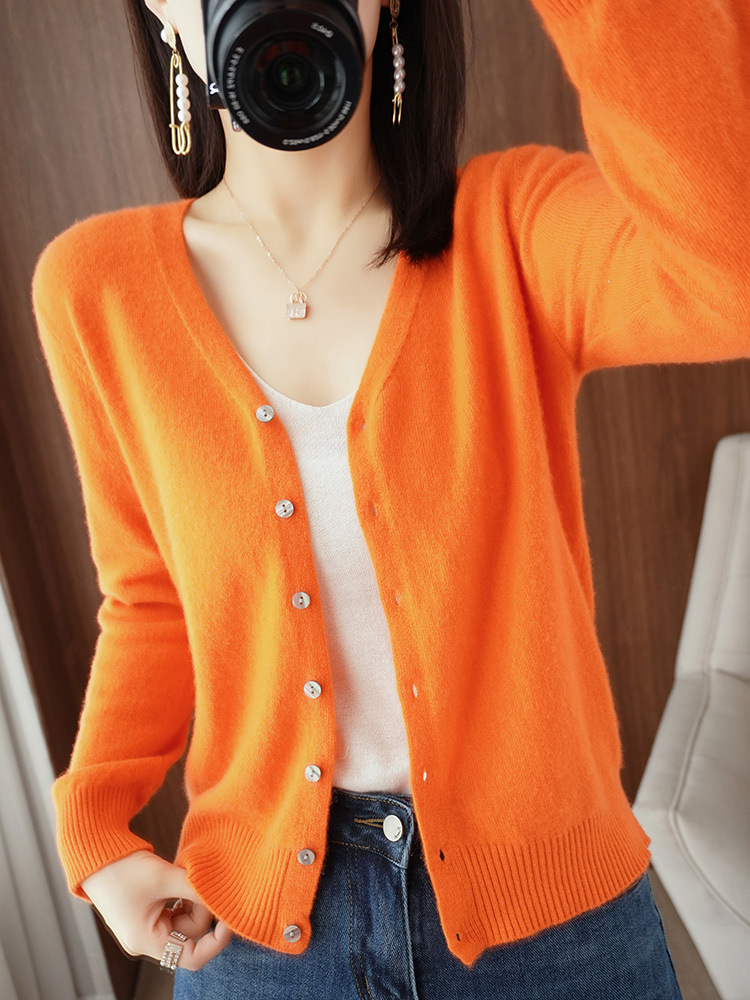 https://cf.cjdropshipping.com/quick/product/0cb0325a-3ee8-4715-9a11-c3bb1dbfaf50.jpg