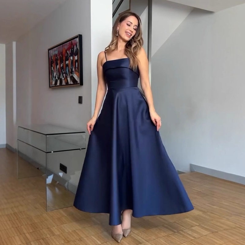 Elegant Summer Dress Image 22