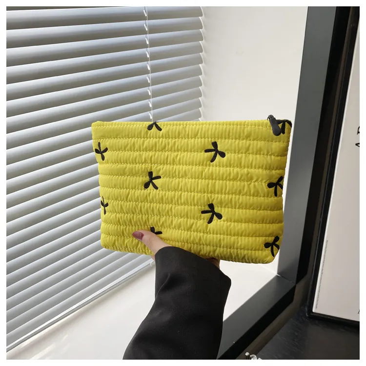 Oxford Cloth Butterfly Print Clutch For Women - Yellow