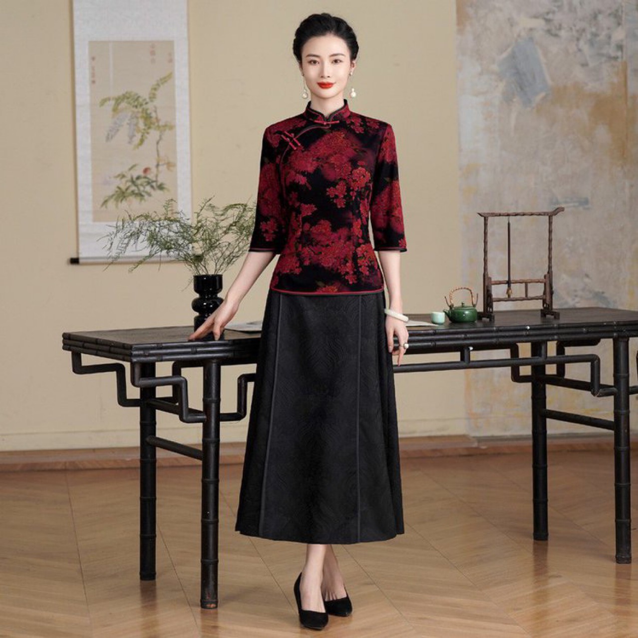 Womens Stylish Slim-fit Vintage Top With Frog Buttons