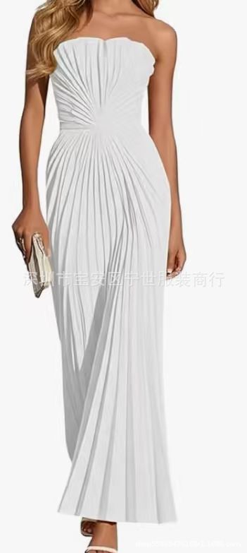 New European And American style Strapless Pleated Figure-flattering Dress