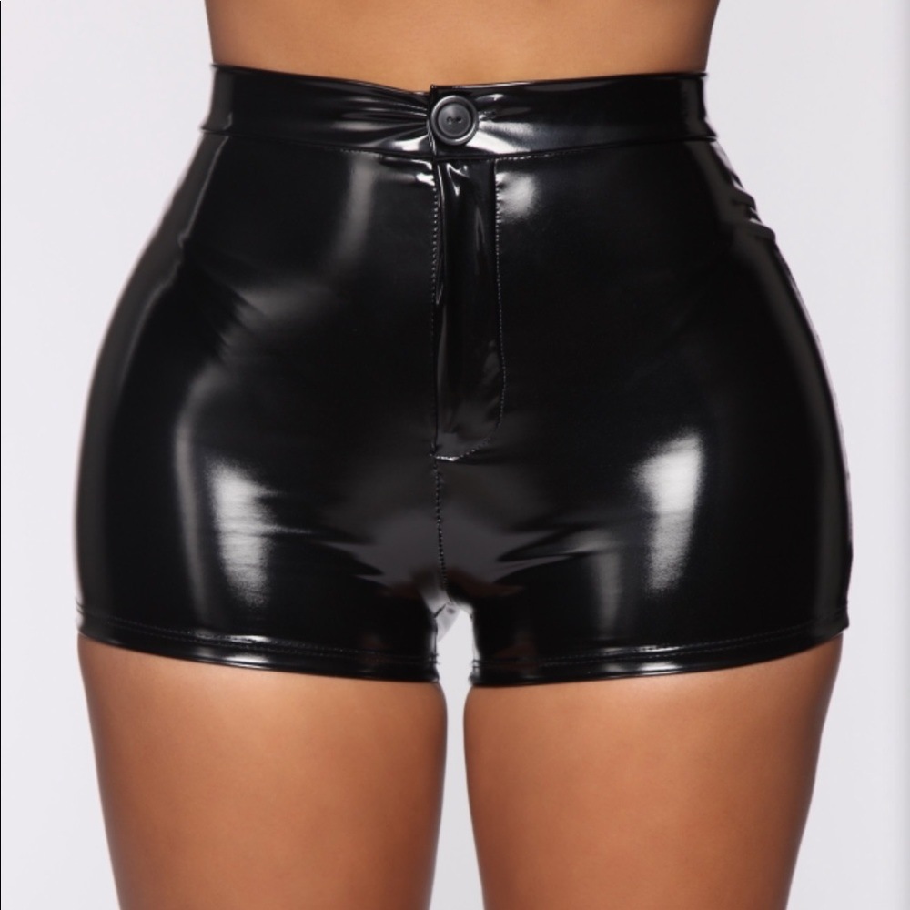 Solid-color Fashionable High-waist Plus-size Hot Pants