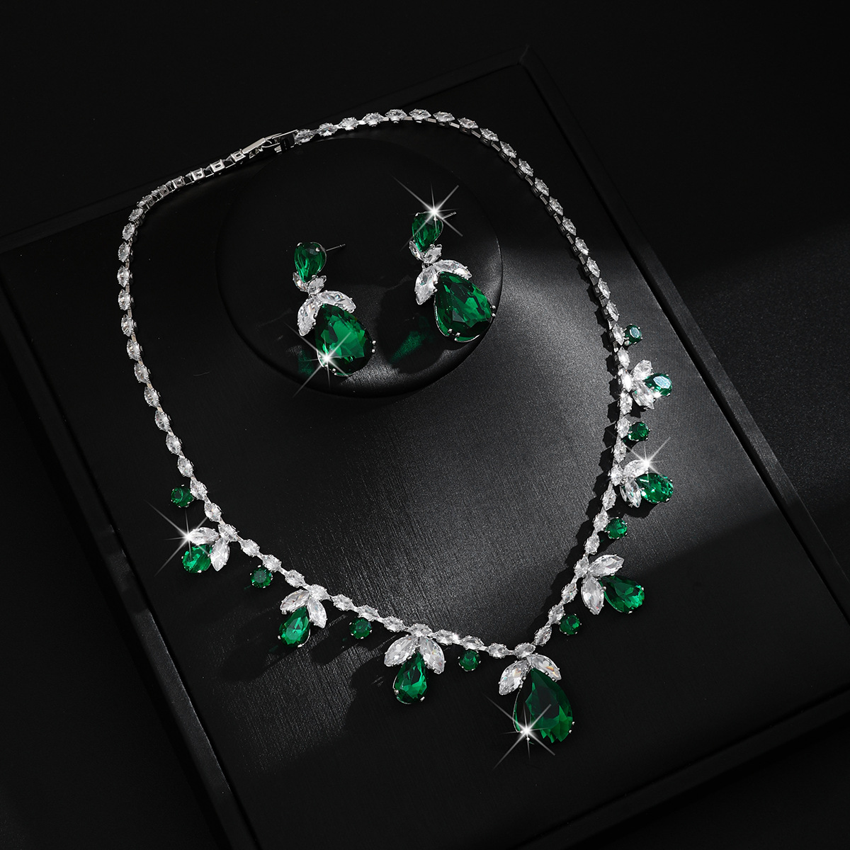 Colorful Intricately Crafted Zircon Necklace And Earrings Jewelry Set