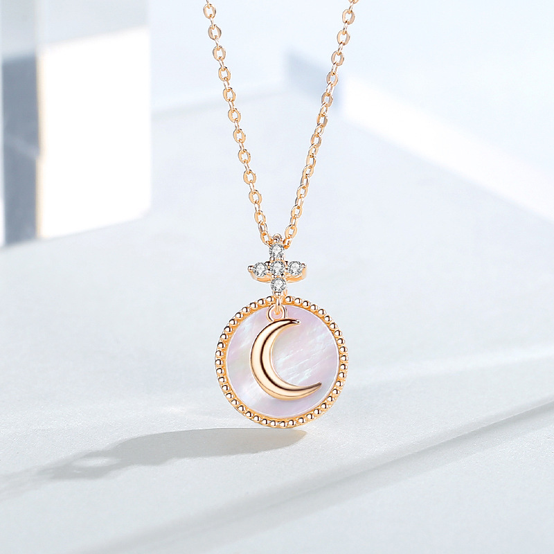 Women's Graceful And Fashionable Star And Moon Pendant Necklace