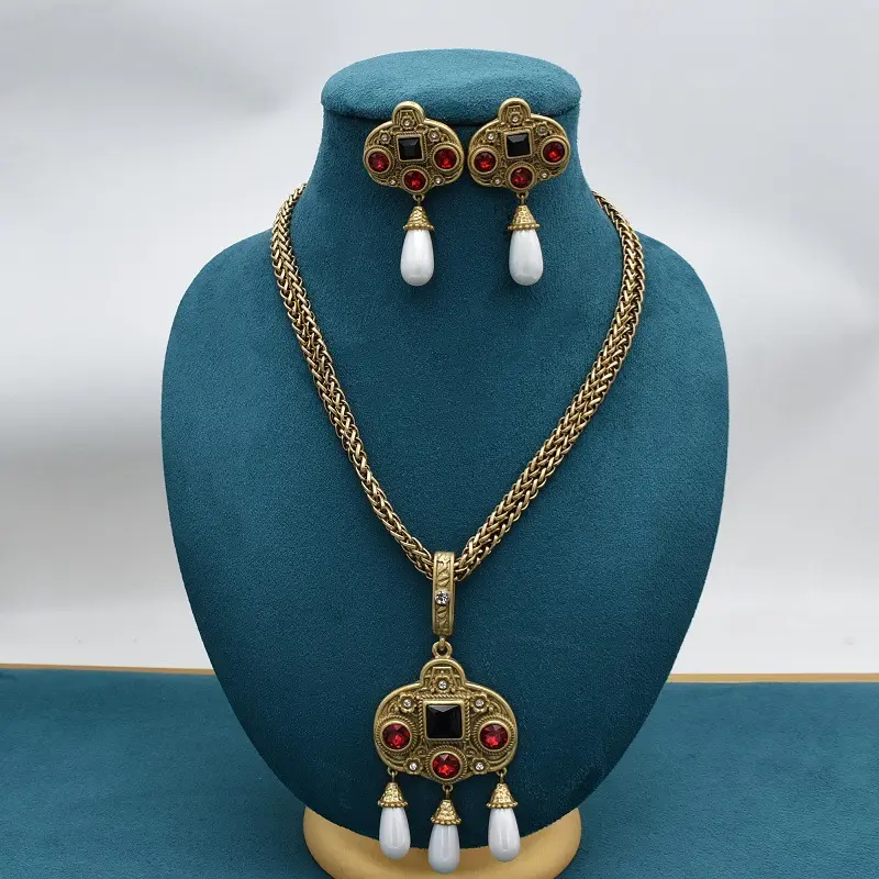 Vintage Glass Inlaid Tassel Pearl Necklace Ear