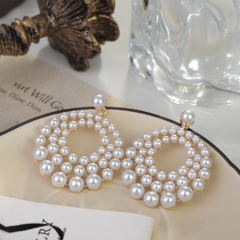 Electroplated Geometric Hollow Pearl Earrings For Women