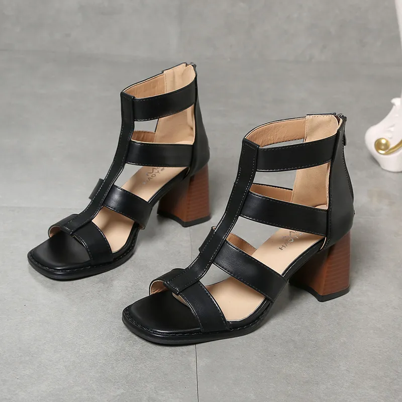 Summer New Hollow Retro Thick High Heel Sandals For Women - Black