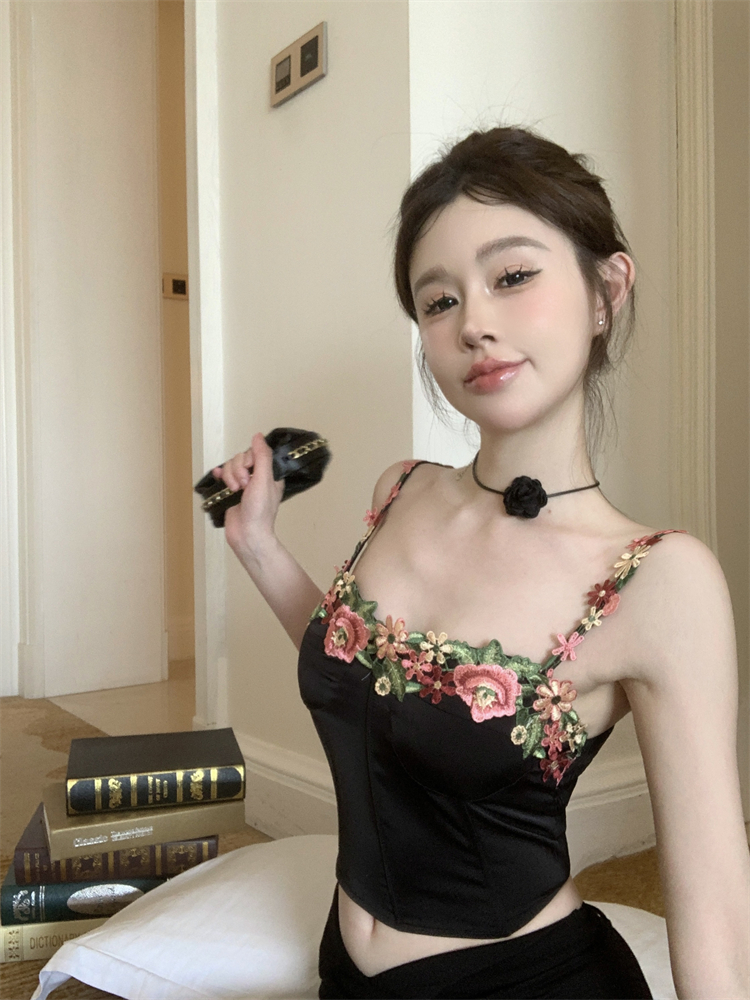 Black Fishbone Tube Top for Women - Thai Slim Fit Chenille Vest