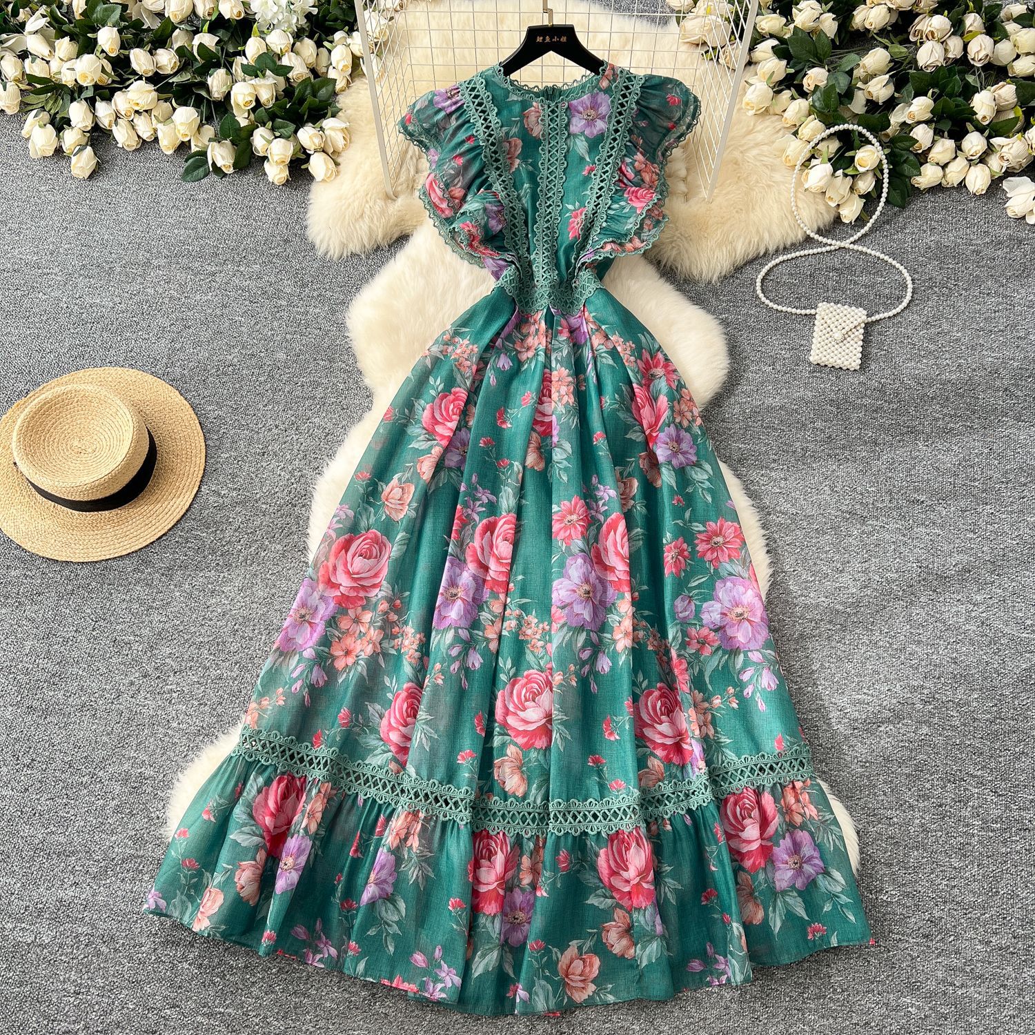 Women's Vintage Lace Patchwork Waist-slimming Printed Ruffles Dress