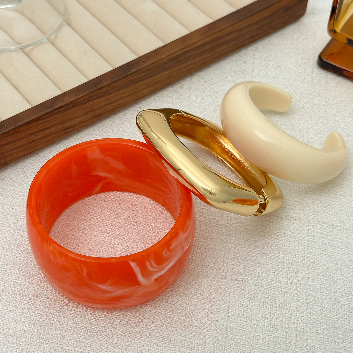 Exaggerated Resin-dyed Wide Bracelet