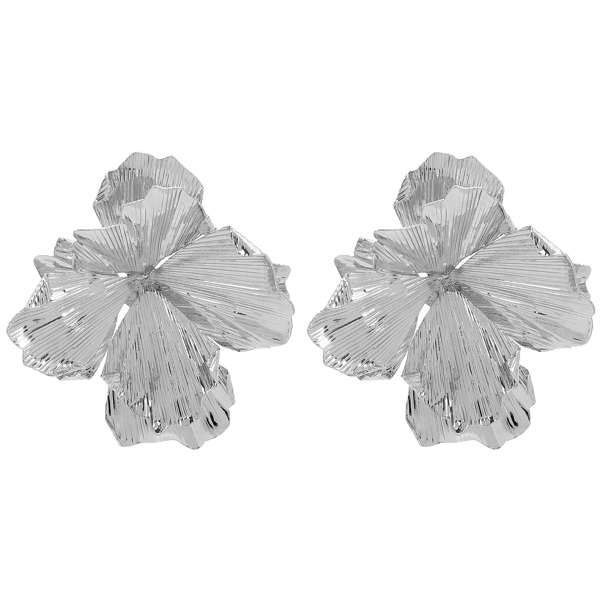 Three-dimensional Flower Stud Earrings Fashion