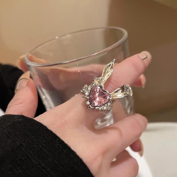Creative Heart-shaped Little Bunny Open Ring