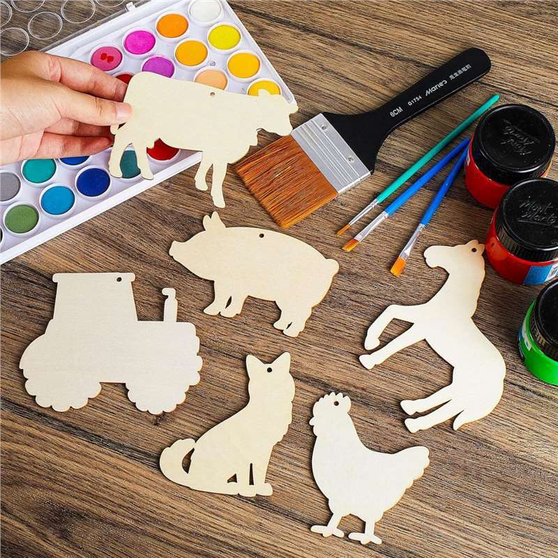 Retro Decorative Wooden Door Hanging For Kids Drawing And Doodling
