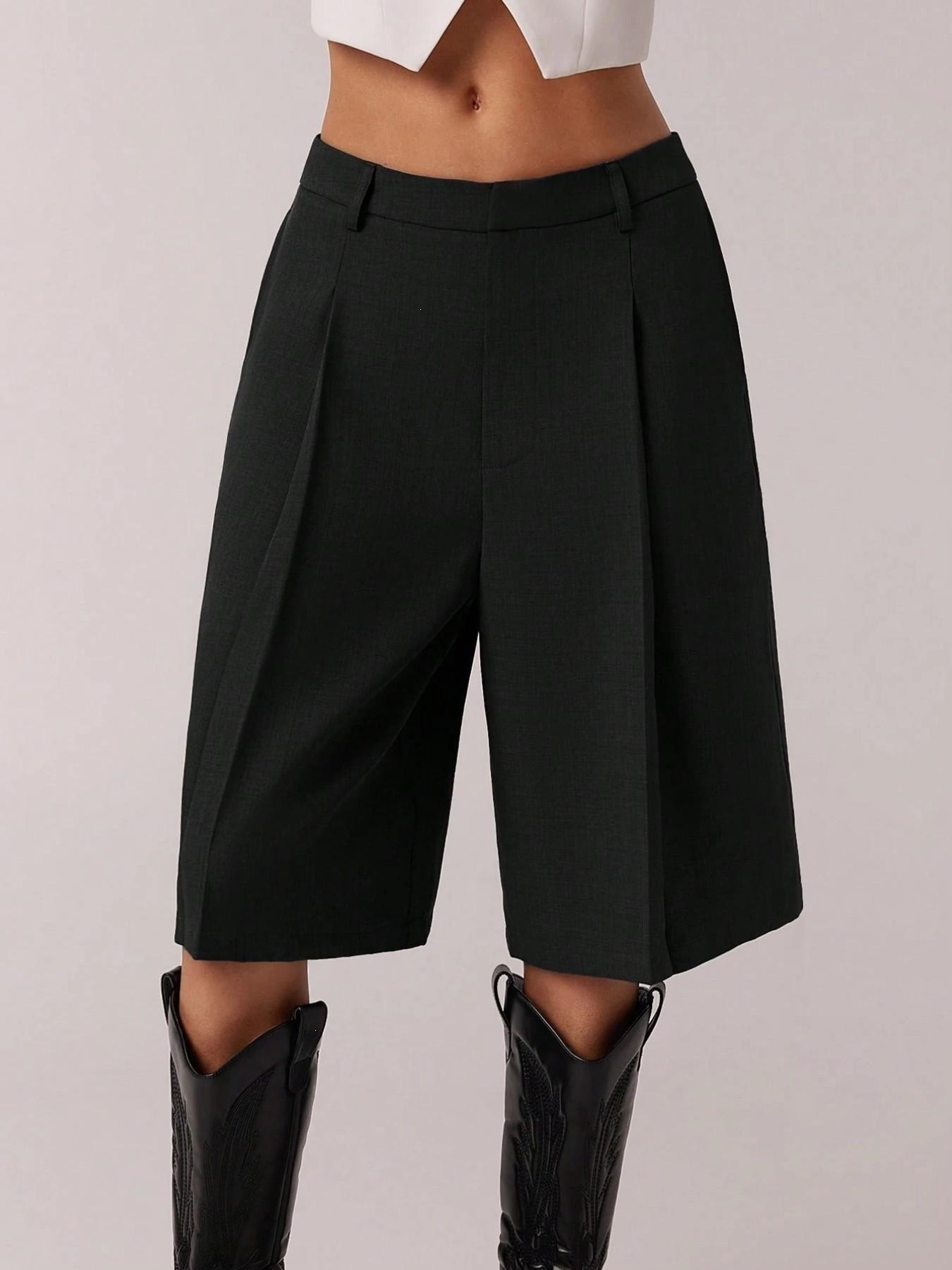 Women's tailored shorts product image 2