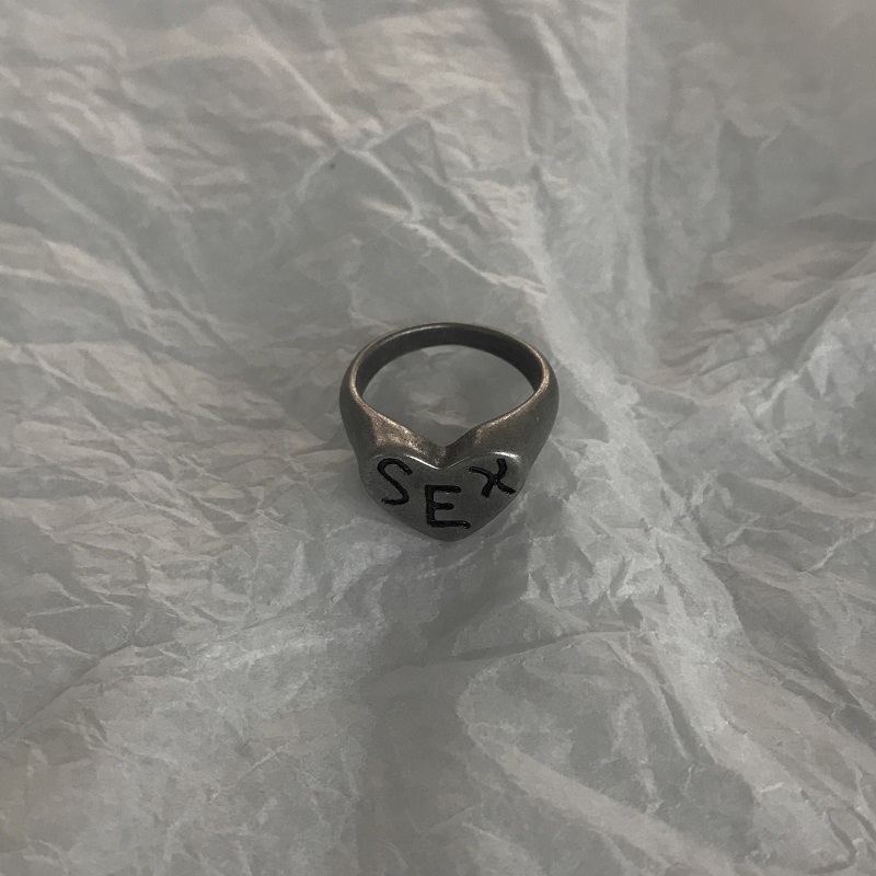 New Letter Heart-shaped Ring Women's Simple Titanium Steel